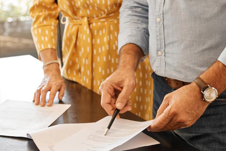 theres-lot-paperwork-shot-two-unrecognizable-people-going-through-paperwork_590464-60936A
